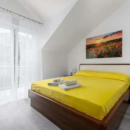بيت ضيافة Mlini Rooms 3*