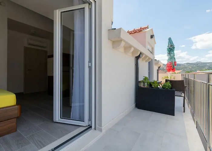 Mlini Rooms Guest house